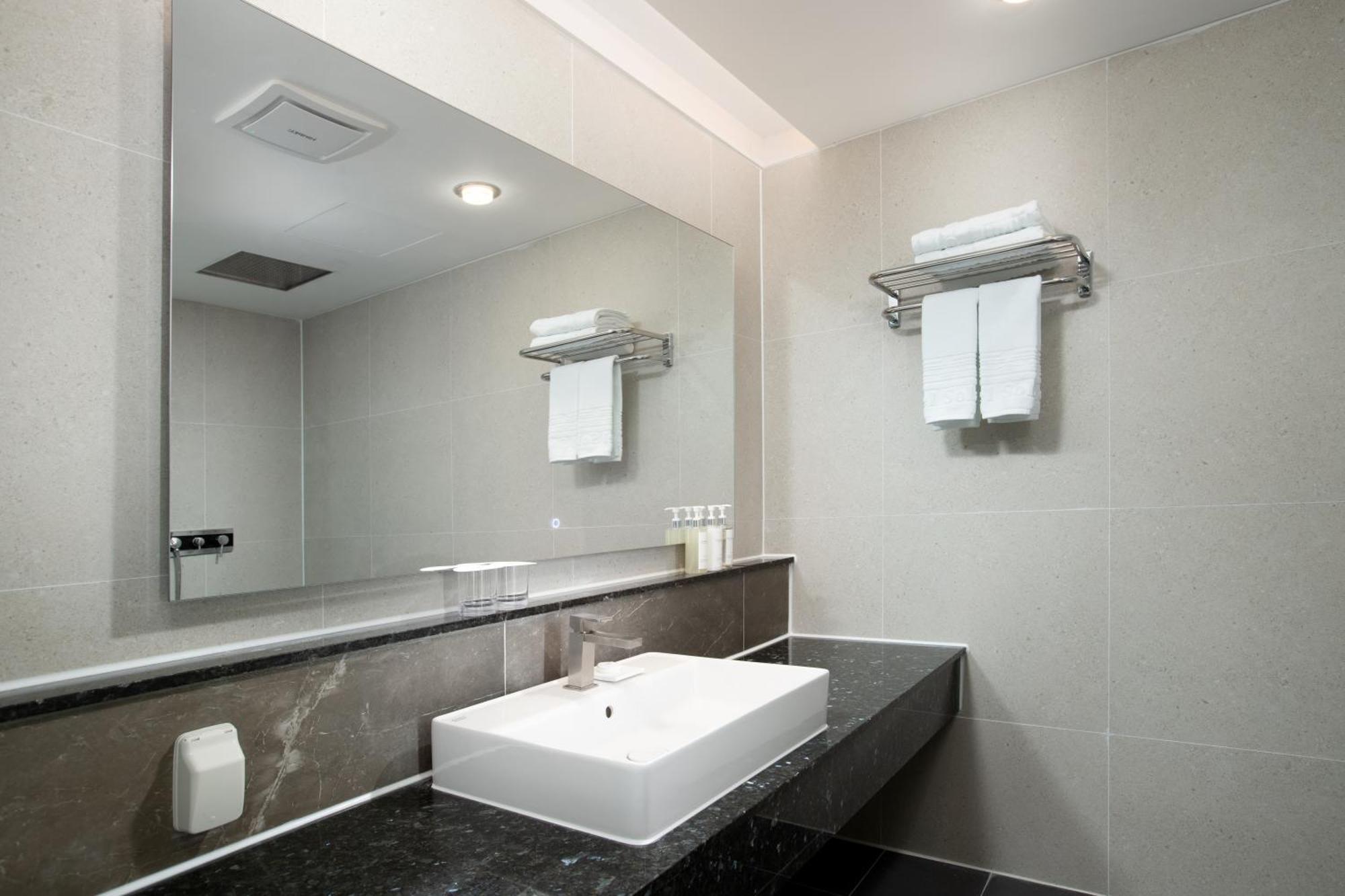 Hotel Solaire โพเรียง ภายนอก รูปภาพ