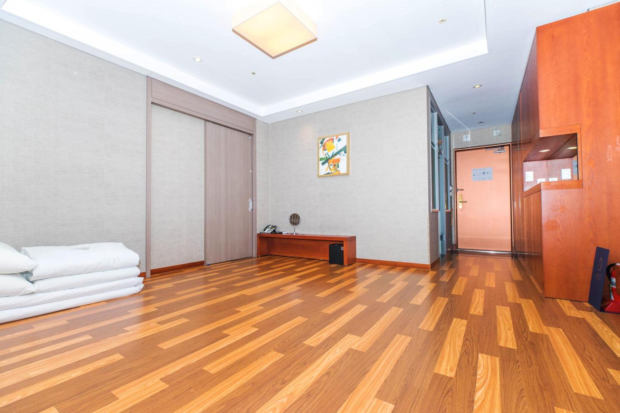 Hotel Solaire โพเรียง ภายนอก รูปภาพ